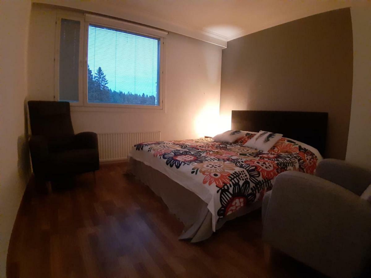 Tulppaani Hotel Vantaa Esterno foto